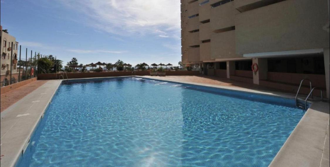 Apartahotel Chinasol Con Parking Y Desayuno Almuñécar Екстериор снимка