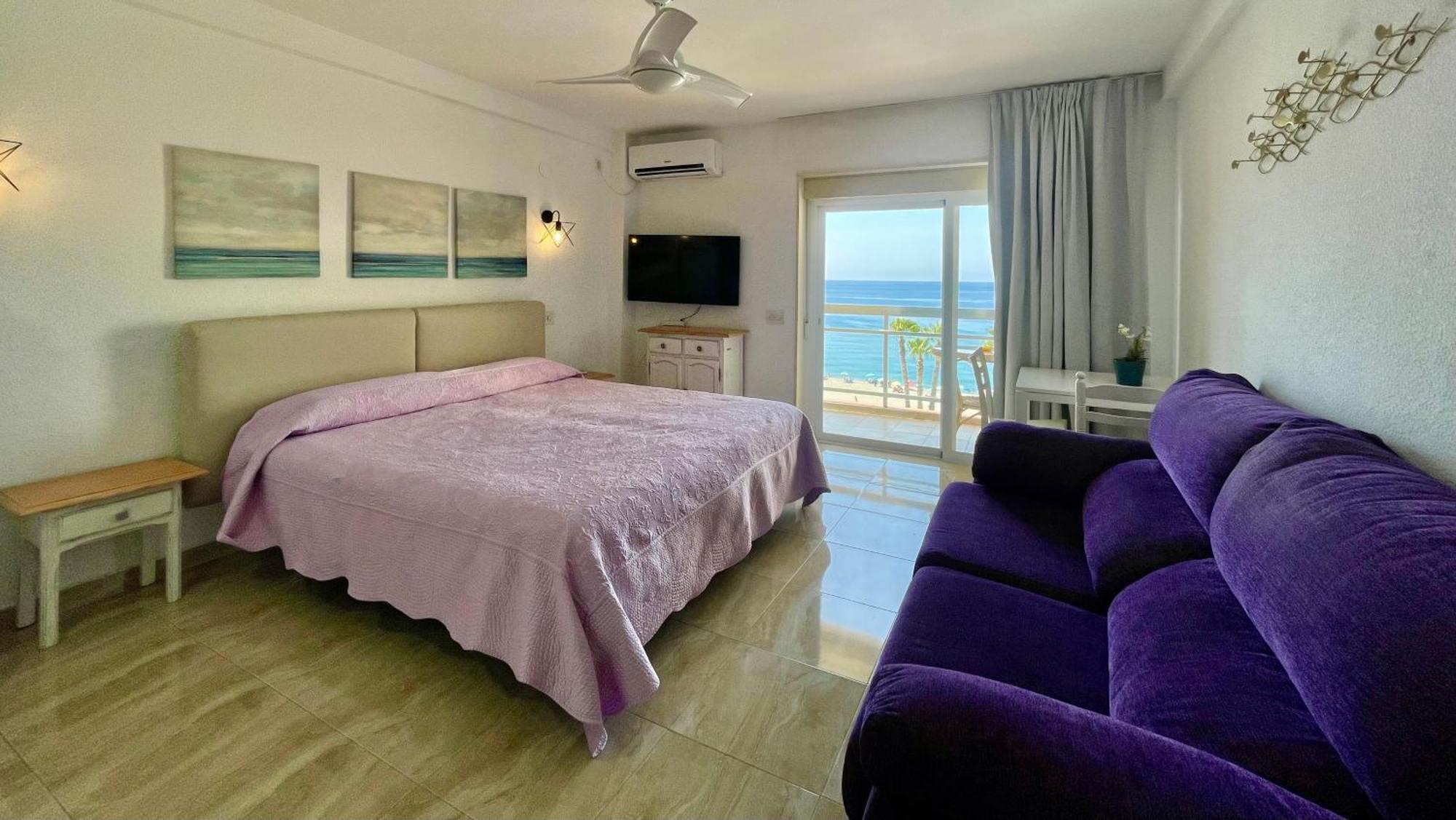 Apartahotel Chinasol Con Parking Y Desayuno Almuñécar Екстериор снимка